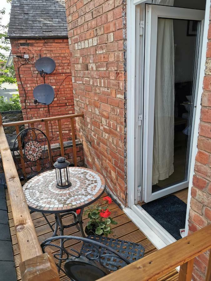 Victoriana - Private Balcony Stratford-upon-Avon