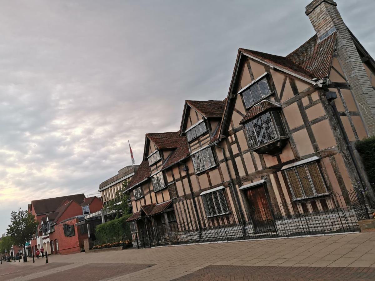 Victoriana - Private Balcony Stratford-upon-Avon
